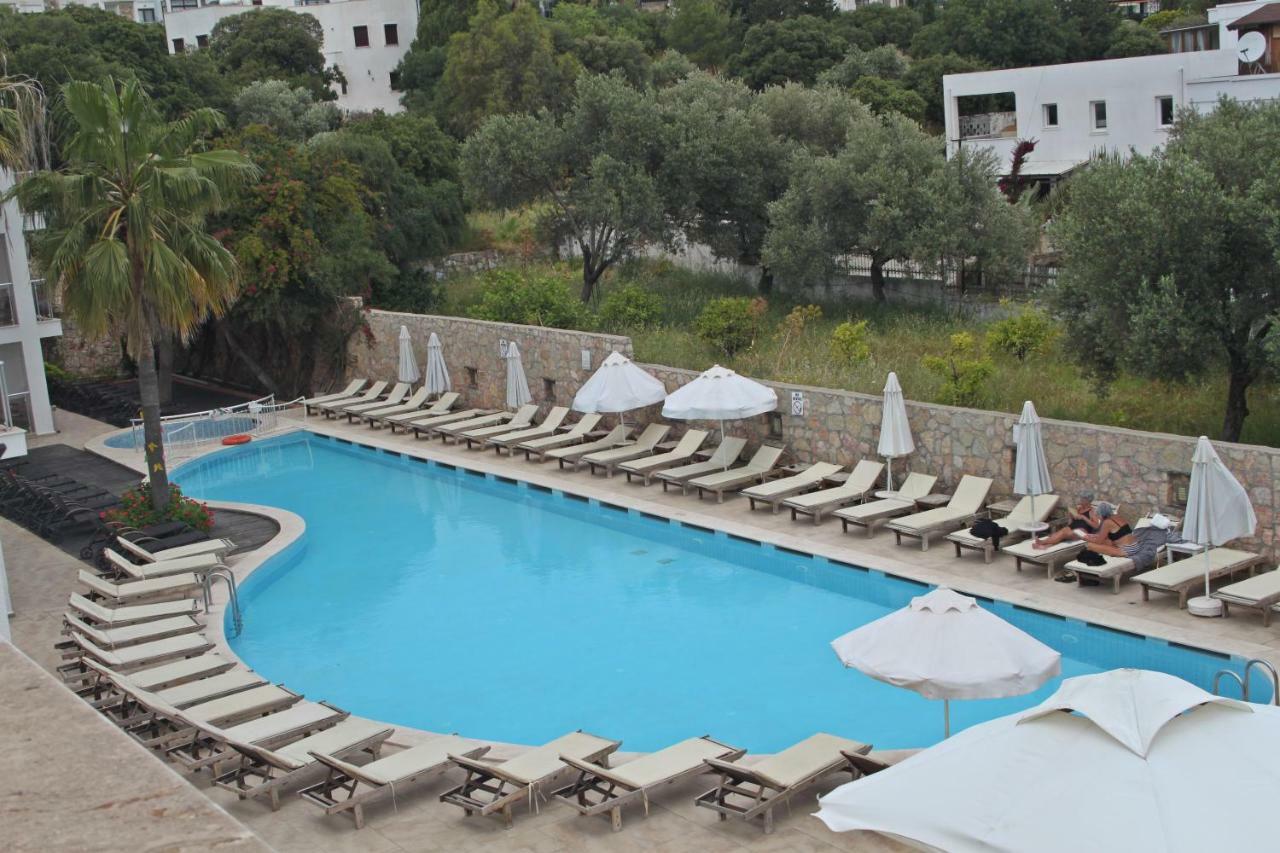Costa Queen Suites Gümbet Exterior foto